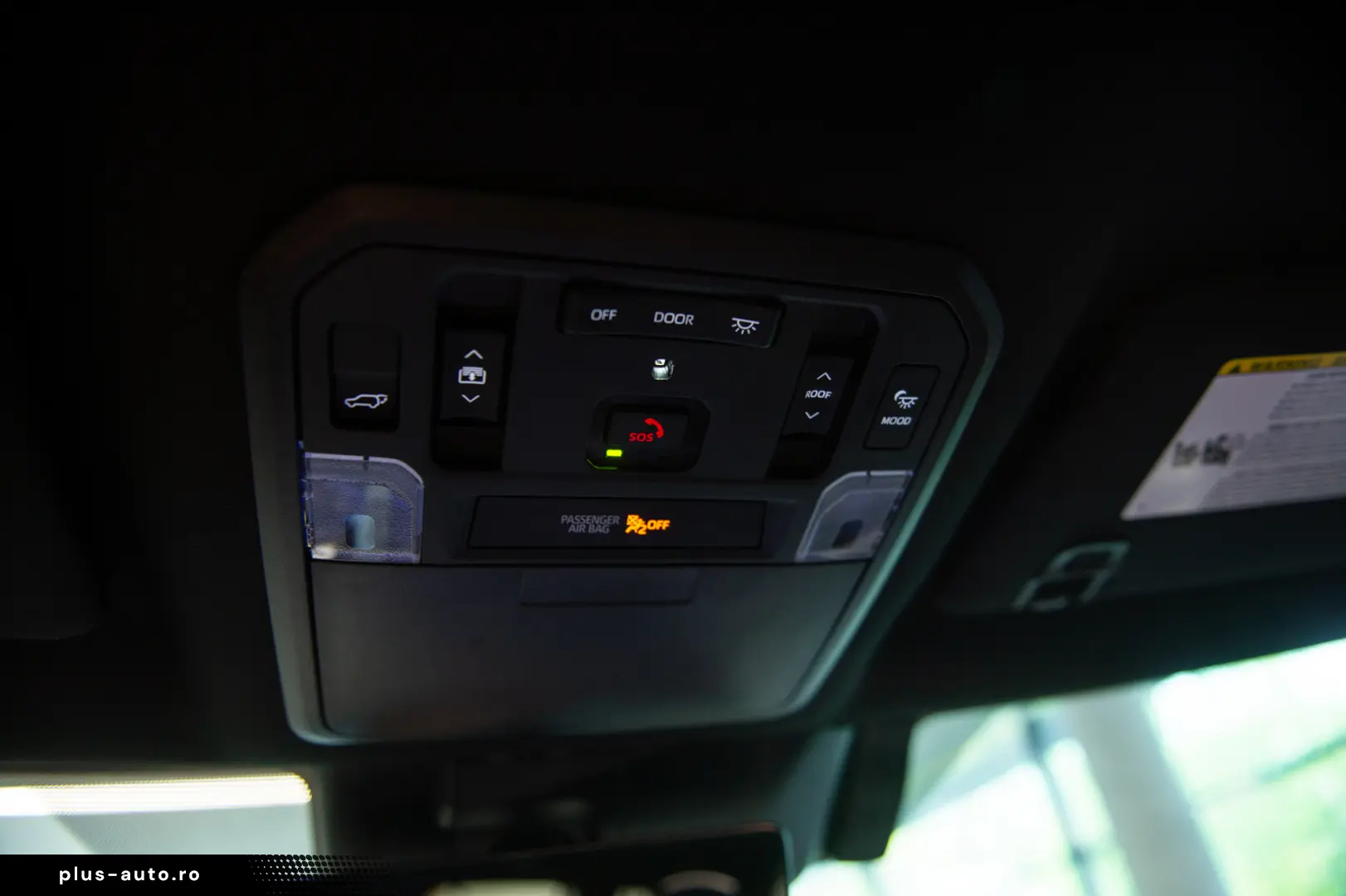 Toyota Sequoia Platinum 3.5 V6 i-FORCE MAX Hybrid 4WD ECT-i