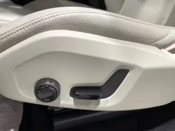 Volvo XC60 B4 Diesel Momentum Pro Automatik
