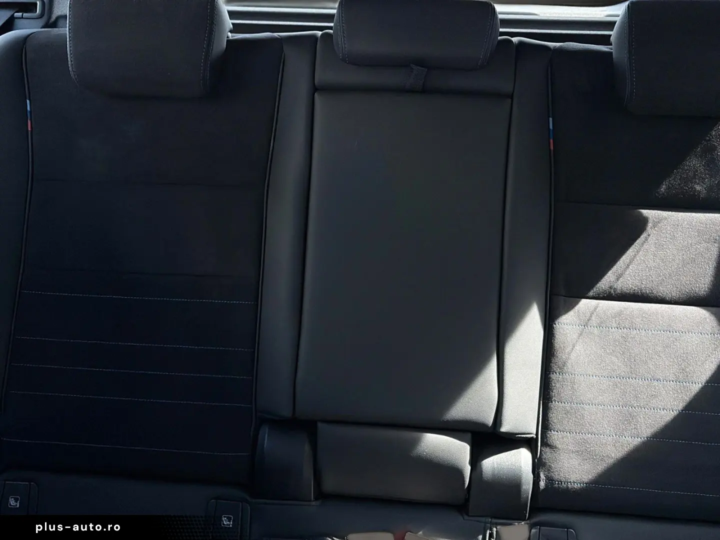 BMW iX1 30 xDrive M Sport LED Navi  Alcantara 18 DAB