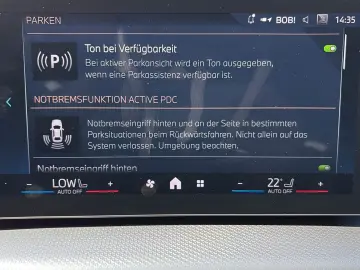 BMW iX1 30 xDrive M Sport LED Navi  Alcantara 18 DAB