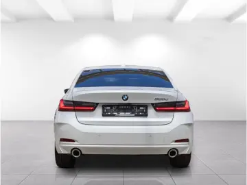 BMW 320 d Navi DAB HUD LED RFK e-Sitze PDCv h  Temp