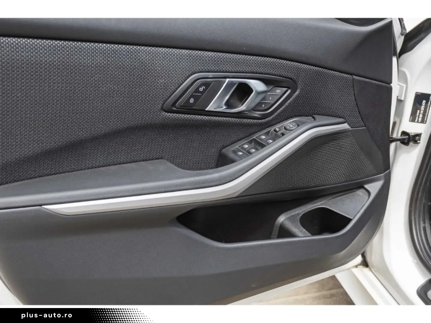 BMW 320 d Navi DAB HUD LED RFK e-Sitze PDCv h  Temp