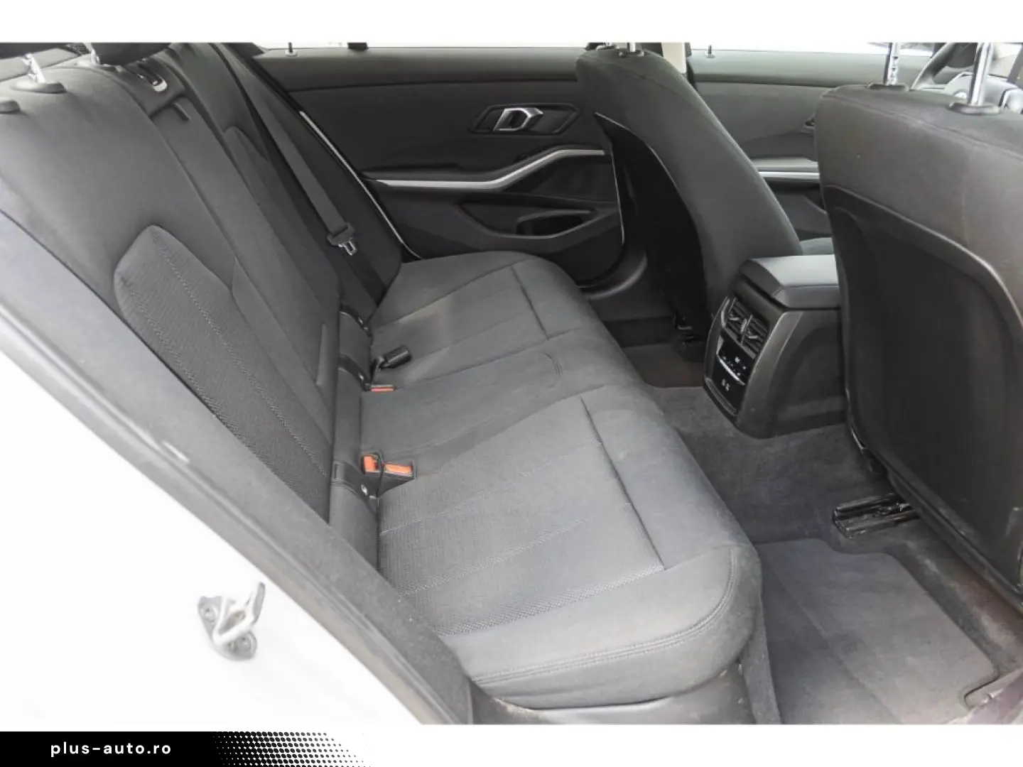 BMW 320 d Navi DAB HUD LED RFK e-Sitze PDCv h  Temp