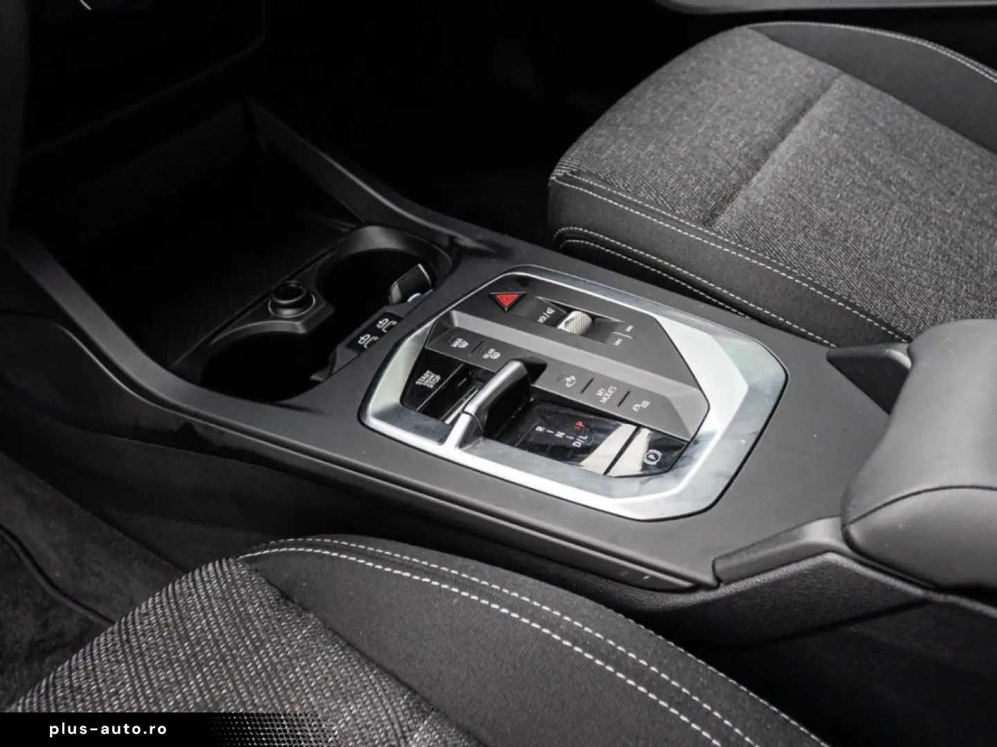 BMW 120  Navi DAB LED Temp SHZ Rückfahrkamera PDCv h