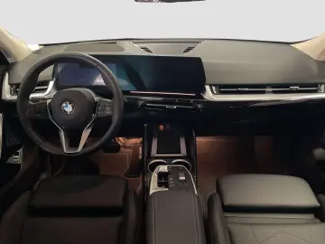 BMW X2 sDrive18d AHK Driv.Assist  LiveCockpitProf