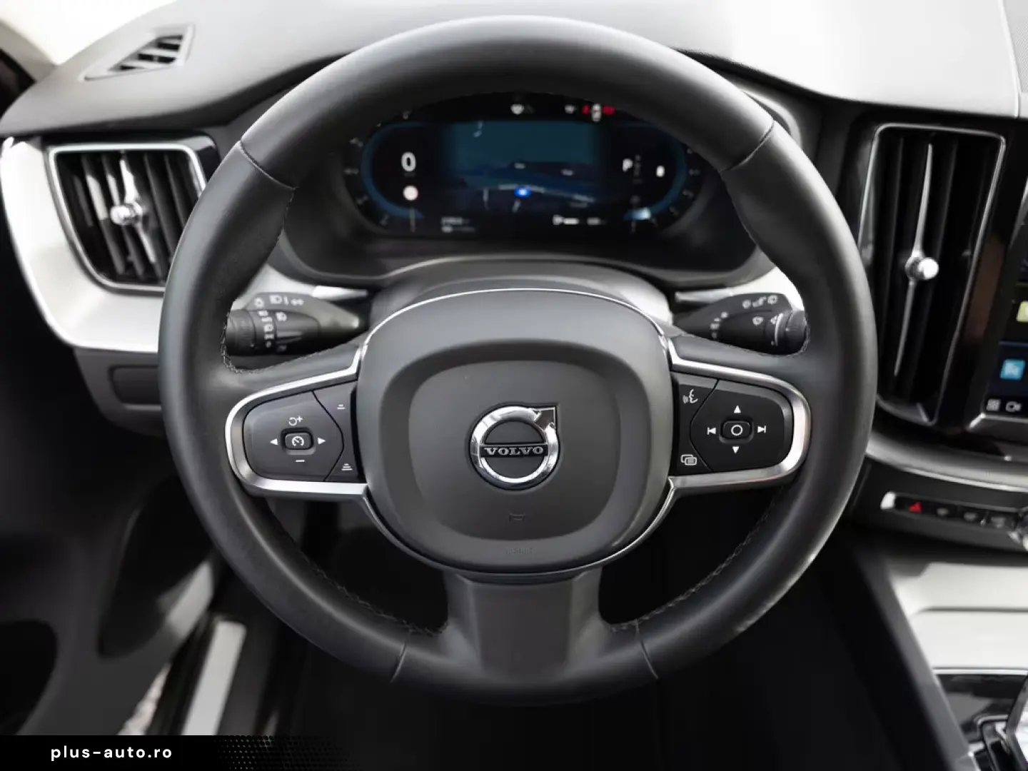 Volvo XC60 B4 Core SHZ LEDER KAMERA NAVI