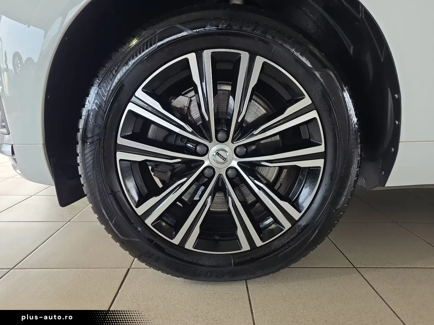 Volvo XC60 B4 (D) Inscription AWD Leder Kamera