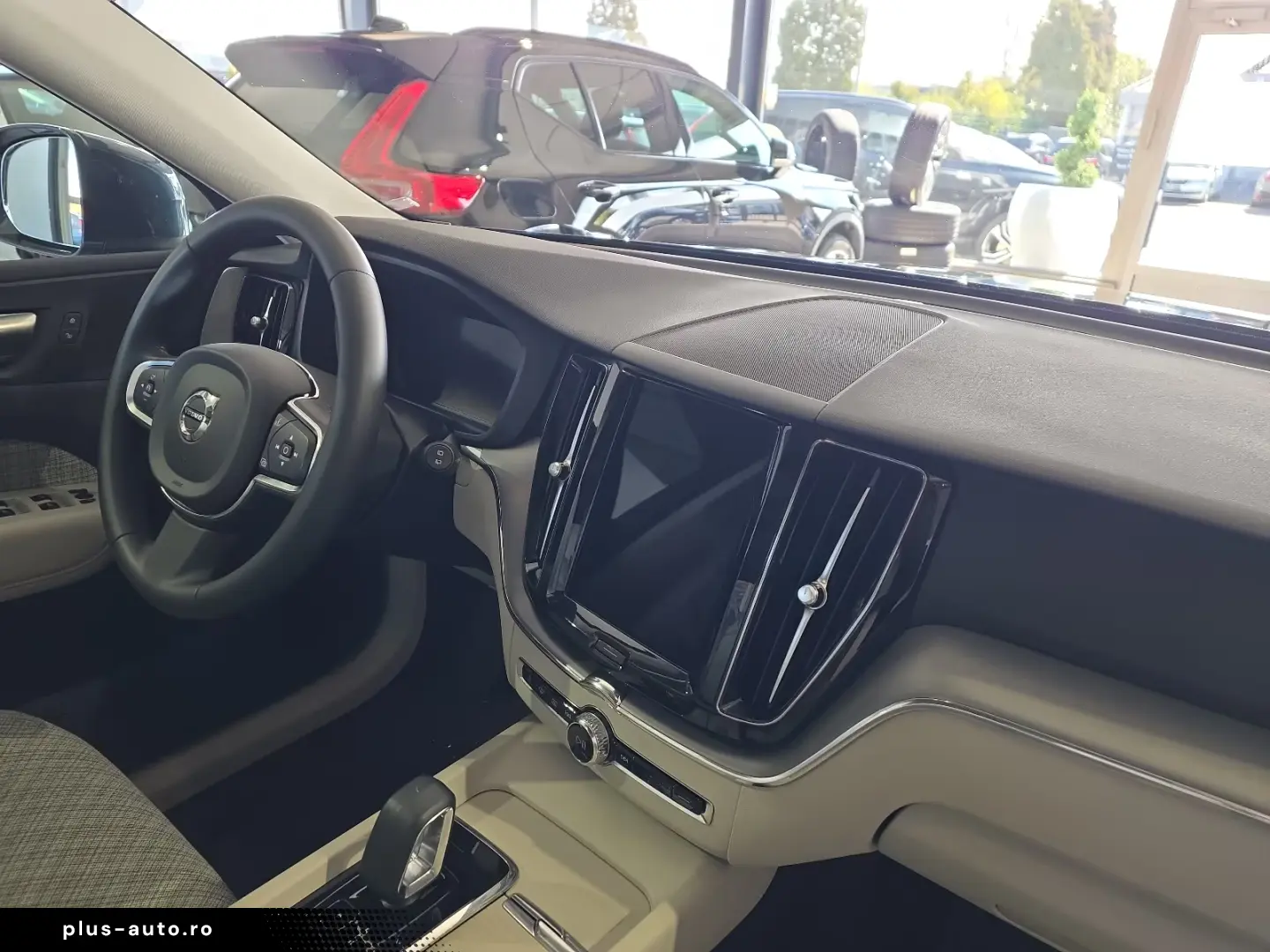 Volvo XC60 T6 Essential Recharge AWD Kamera