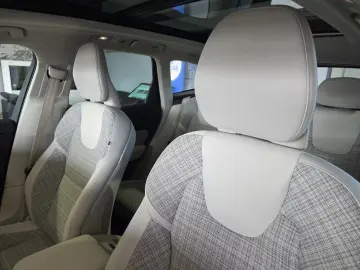 Volvo XC60 T6 Essential Recharge AWD Kamera