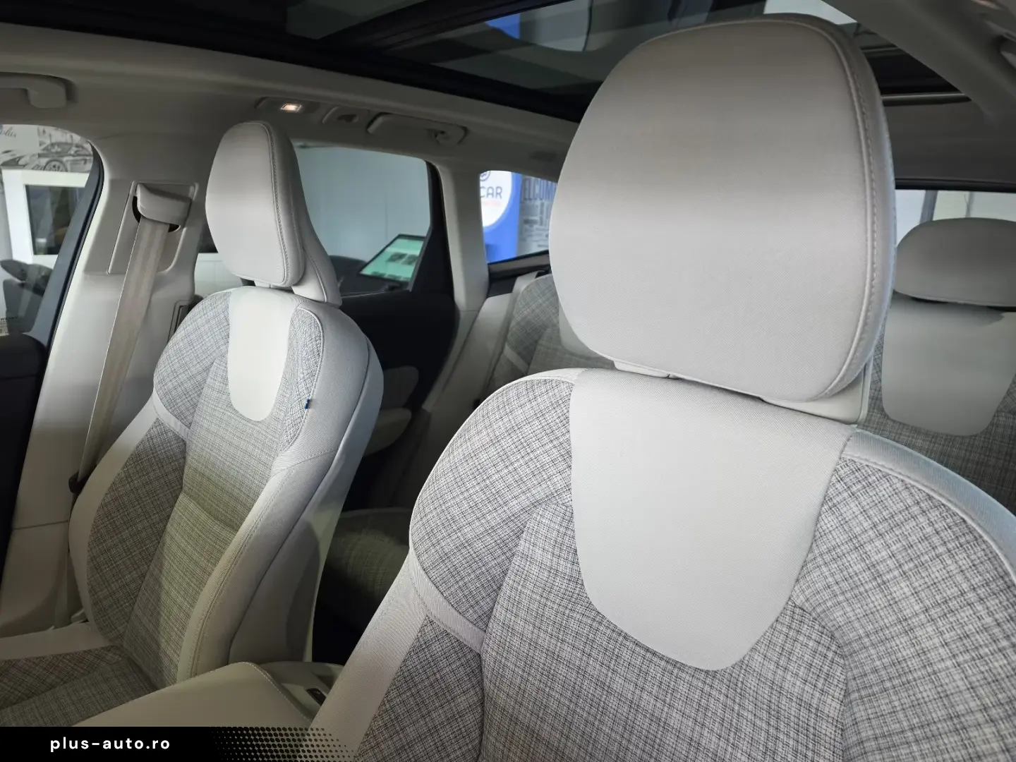 Volvo XC60 T6 Essential Recharge AWD Kamera