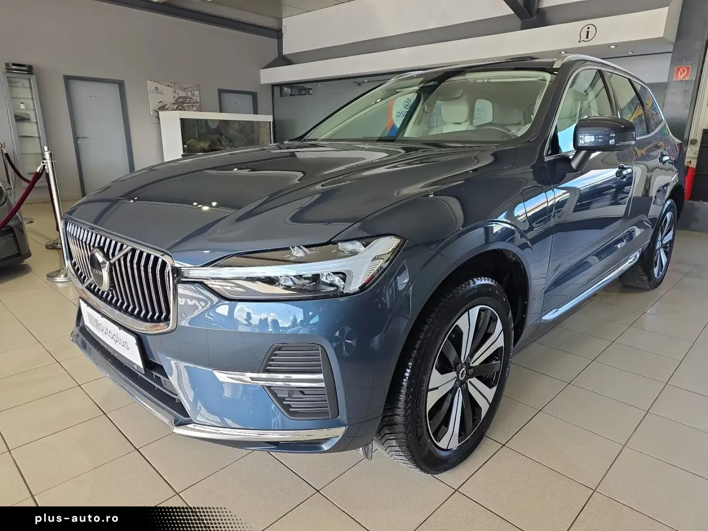 Volvo XC60 T6 Essential Recharge AWD Kamera