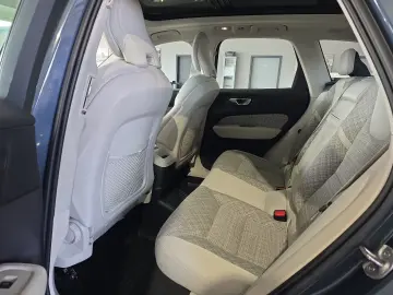 Volvo XC60 T6 Essential Recharge AWD Kamera
