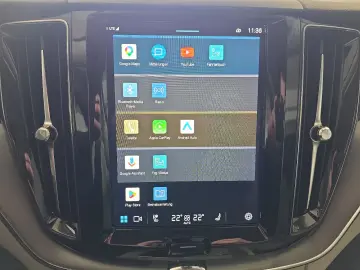 Volvo XC60 T6 Essential Recharge AWD Kamera
