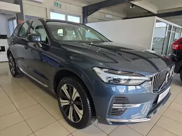 Volvo XC60 T6 Essential Recharge AWD Kamera
