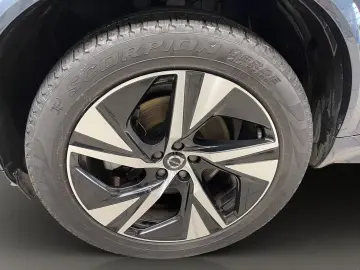 Volvo XC90 B5 (Diesel)- R Design ACC AHK AUT