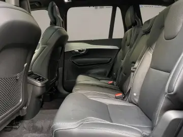 Volvo XC90 B5 (Diesel)- R Design ACC AHK AUT