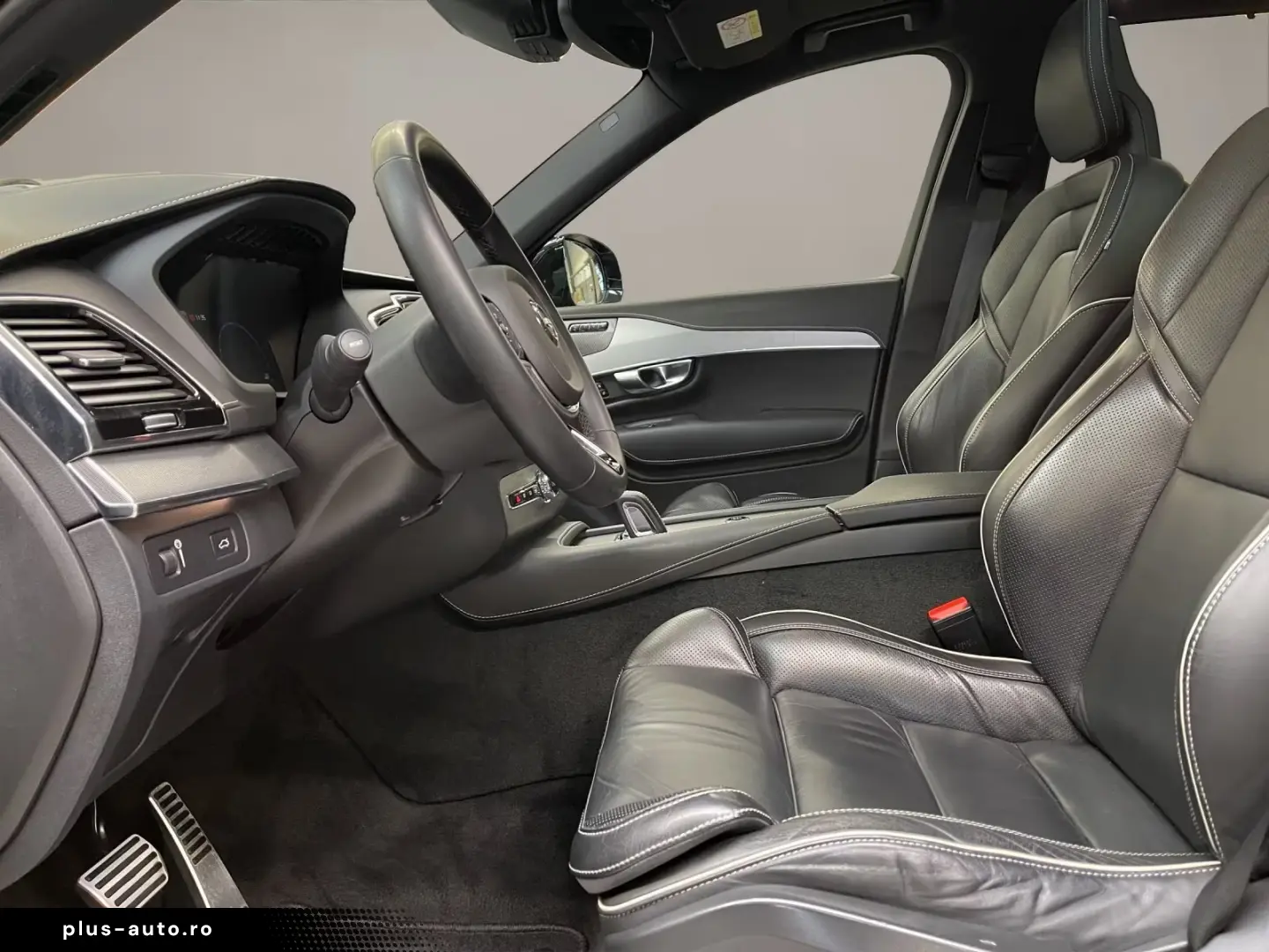 Volvo XC90 B5 (Diesel)- R Design ACC AHK AUT