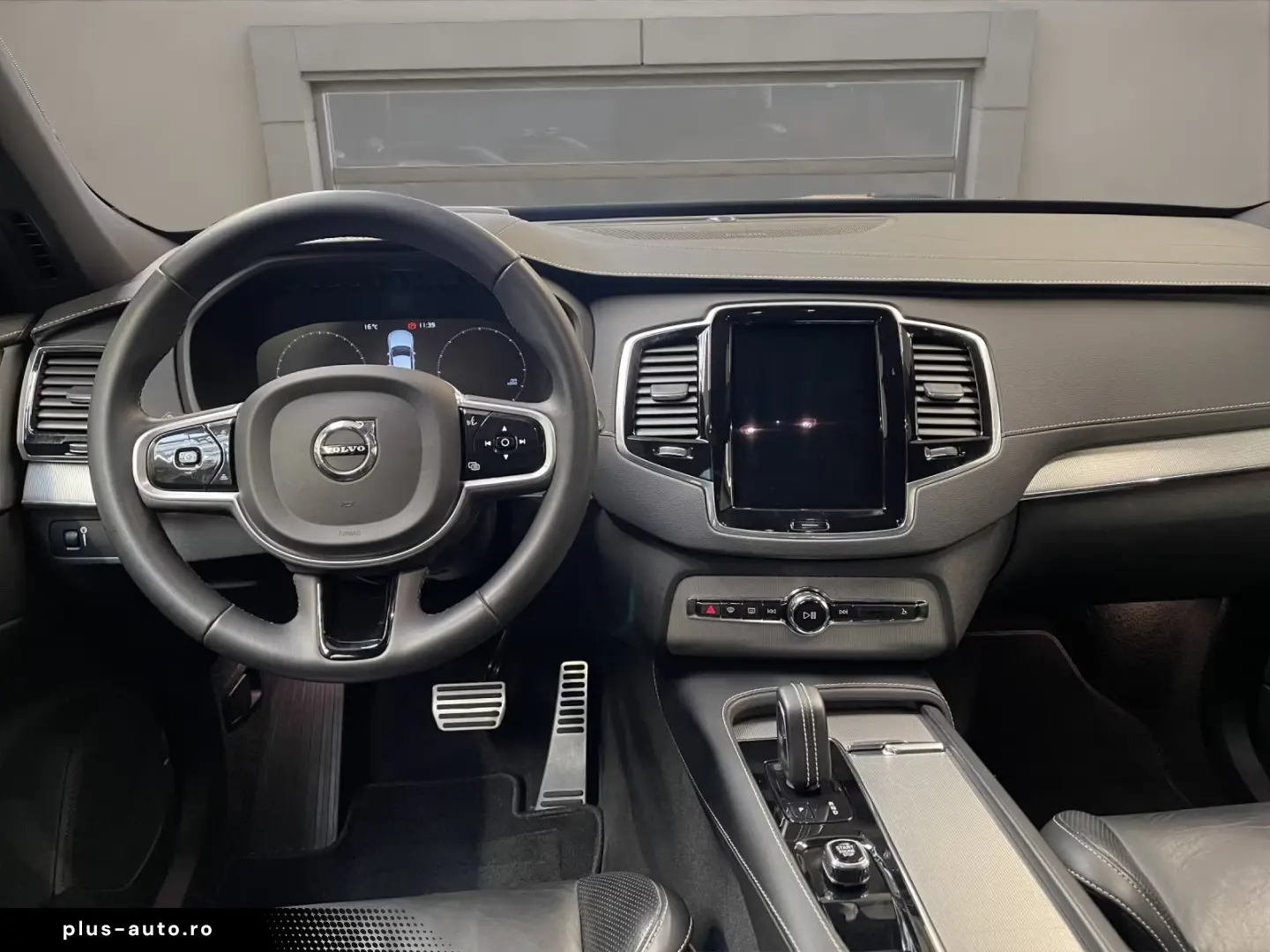 Volvo XC90 B5 (Diesel)- R Design ACC AHK AUT