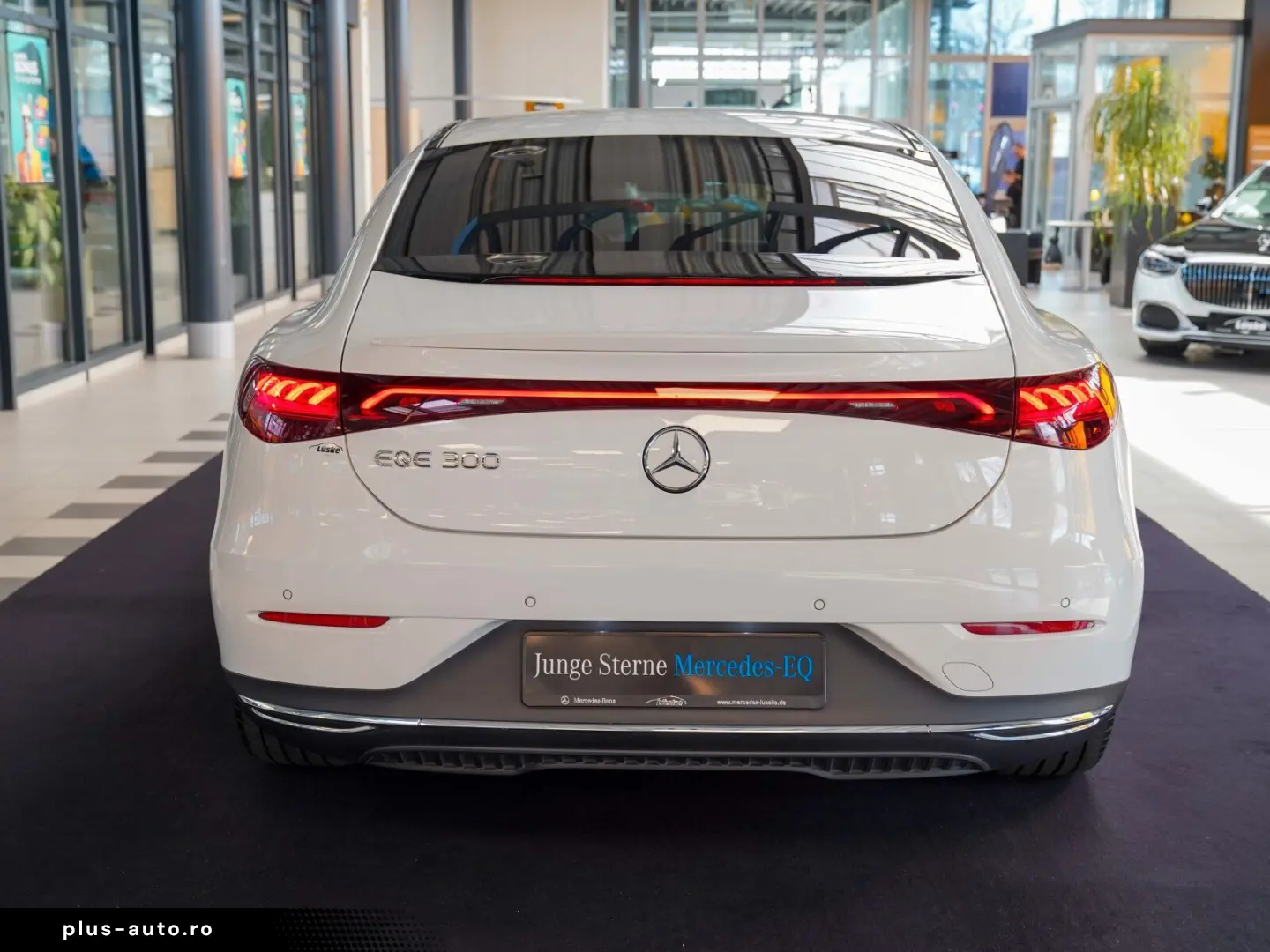 MERCEDES-BENZ EQE 300 Electric Art PREMIUM Head-up  &hellip;