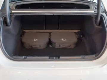 MERCEDES-BENZ EQE 300 Electric Art PREMIUM Head-up  &hellip;