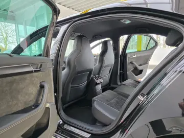 SKODA Superb Limo Sportline App-Connect Matrix-LED