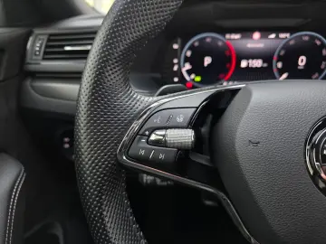 SKODA Superb Limo Sportline App-Connect Matrix-LED