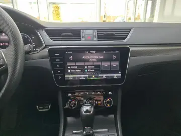 SKODA Superb Limo Sportline App-Connect Matrix-LED