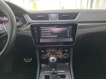 SKODA Superb Limo Sportline App-Connect Matrix-LED