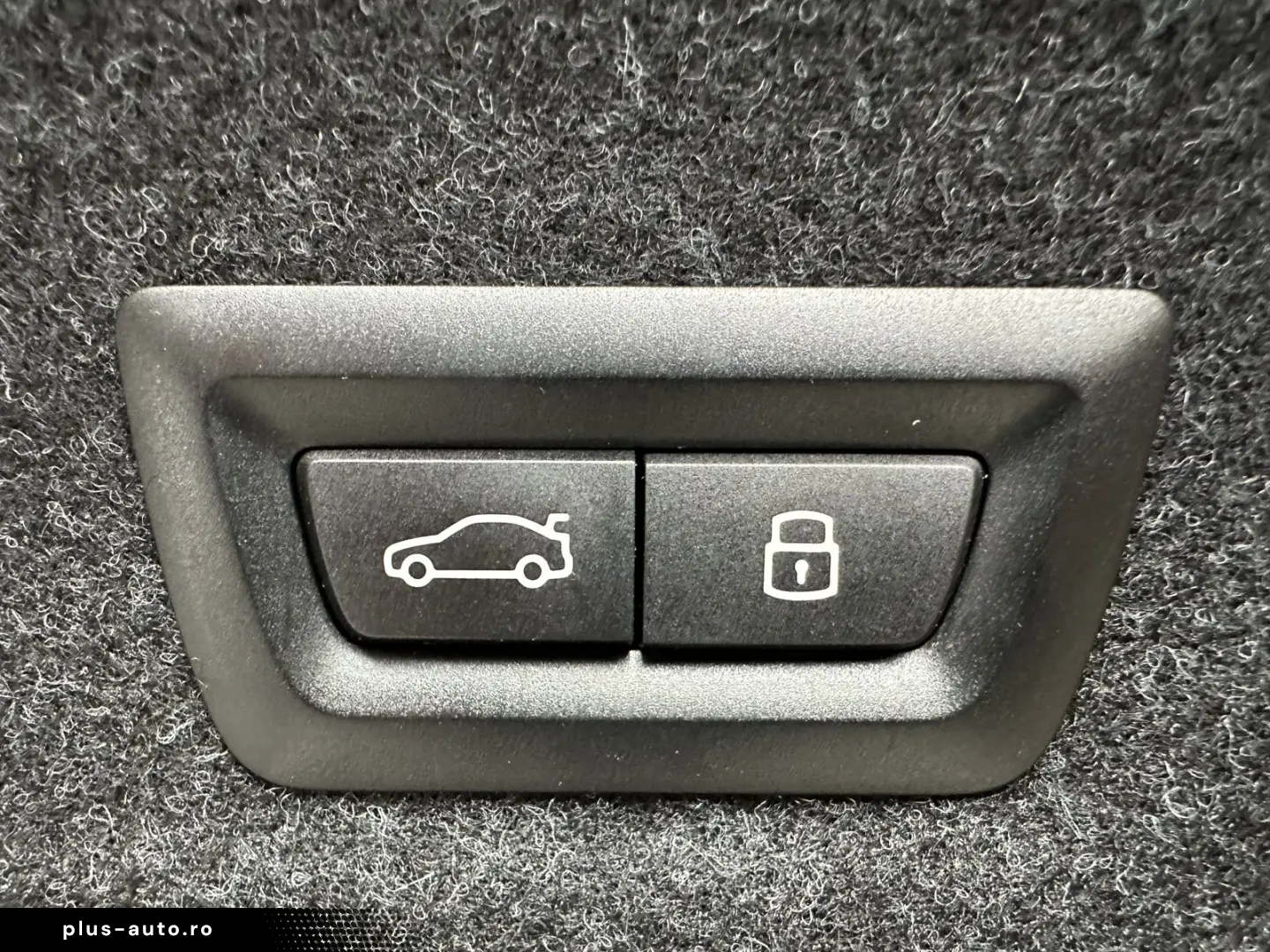 BMW M3 xDrive Competition NAV LED H&K KAM HUD VC 19