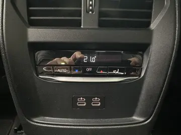BMW M3 xDrive Competition NAV LED H&K KAM HUD VC 19