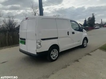 Nissan NV300 electric