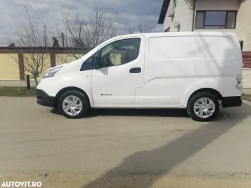Nissan NV300 electric