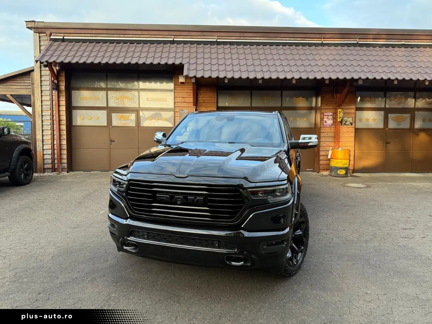 DODGE LIMITED LUFT 360KAMERA LPG OFFROAD BÜGEL AHK NAV