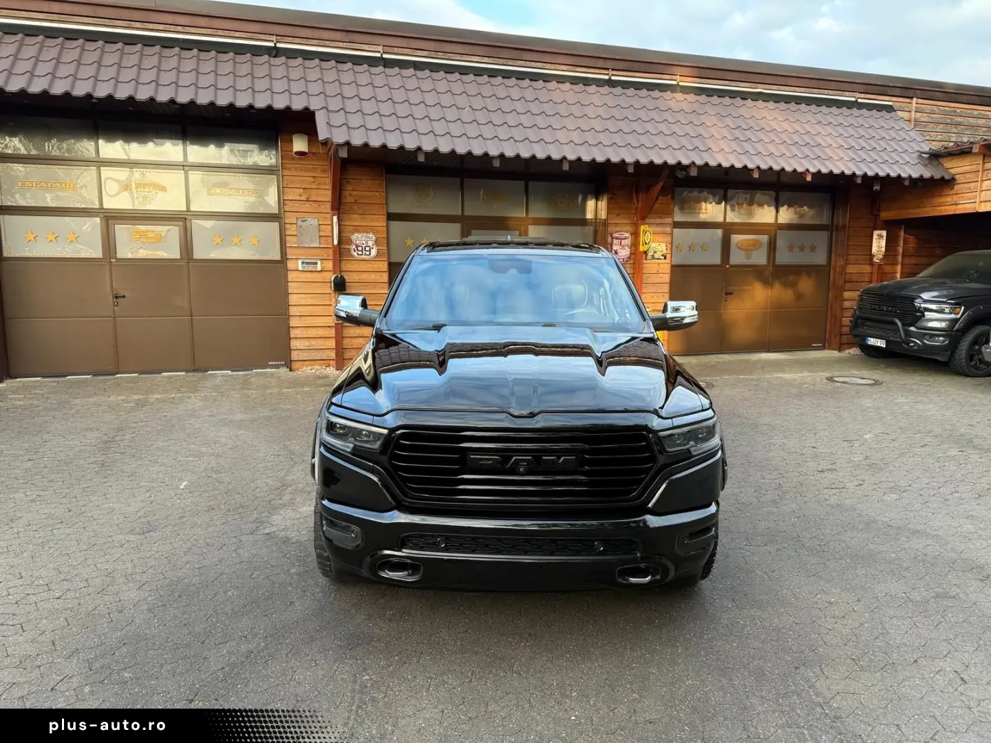 DODGE LIMITED LUFT 360KAMERA LPG OFFROAD BÜGEL AHK NAV