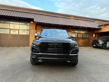 DODGE LIMITED LUFT 360KAMERA LPG OFFROAD BÜGEL AHK NAV