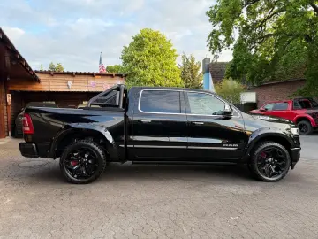 DODGE LIMITED LUFT 360KAMERA LPG OFFROAD BÜGEL AHK NAV