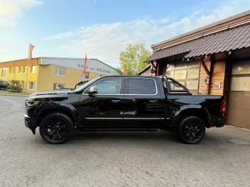 DODGE LIMITED LUFT 360KAMERA LPG OFFROAD BÜGEL AHK NAV