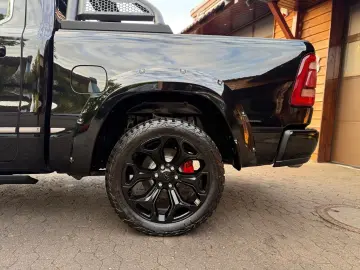 DODGE LIMITED LUFT 360KAMERA LPG OFFROAD BÜGEL AHK NAV