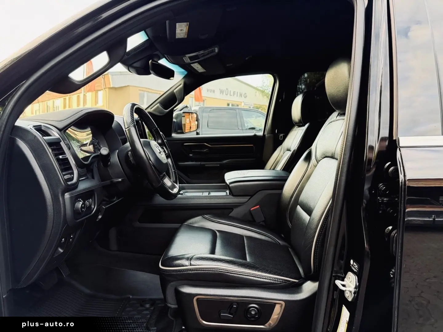 DODGE LIMITED LUFT 360KAMERA LPG OFFROAD BÜGEL AHK NAV
