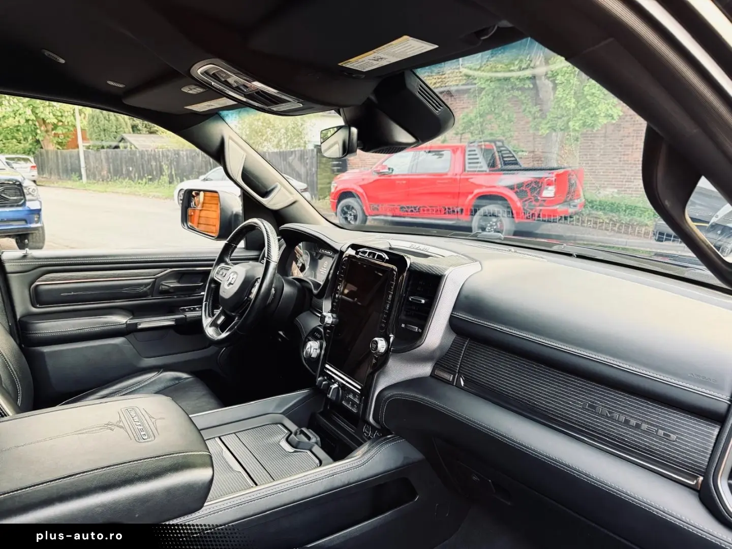 DODGE LIMITED LUFT 360KAMERA LPG OFFROAD BÜGEL AHK NAV