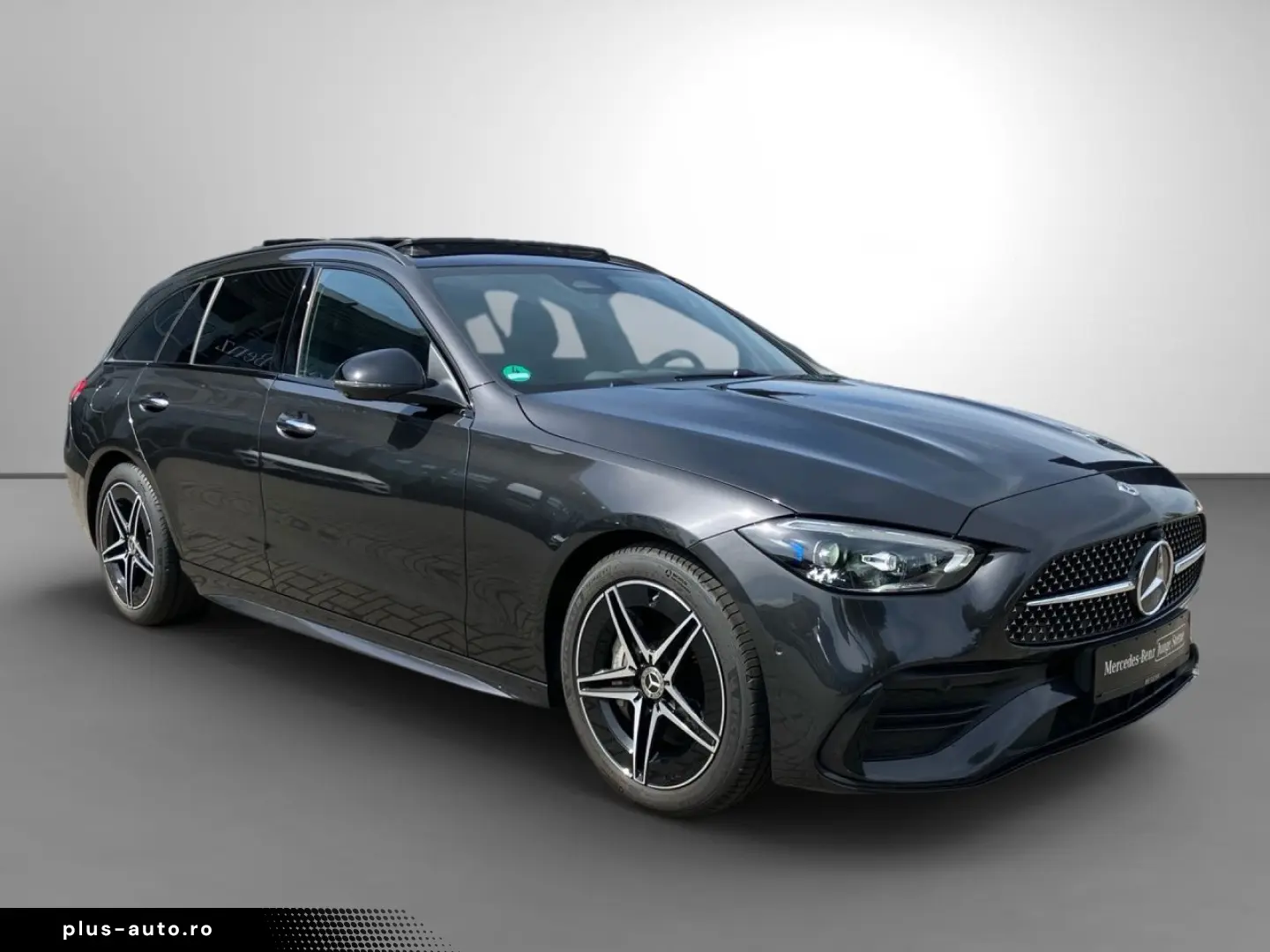 MERCEDES-BENZ C 180 T AMG Night Pano HUD Distronic Burmester
