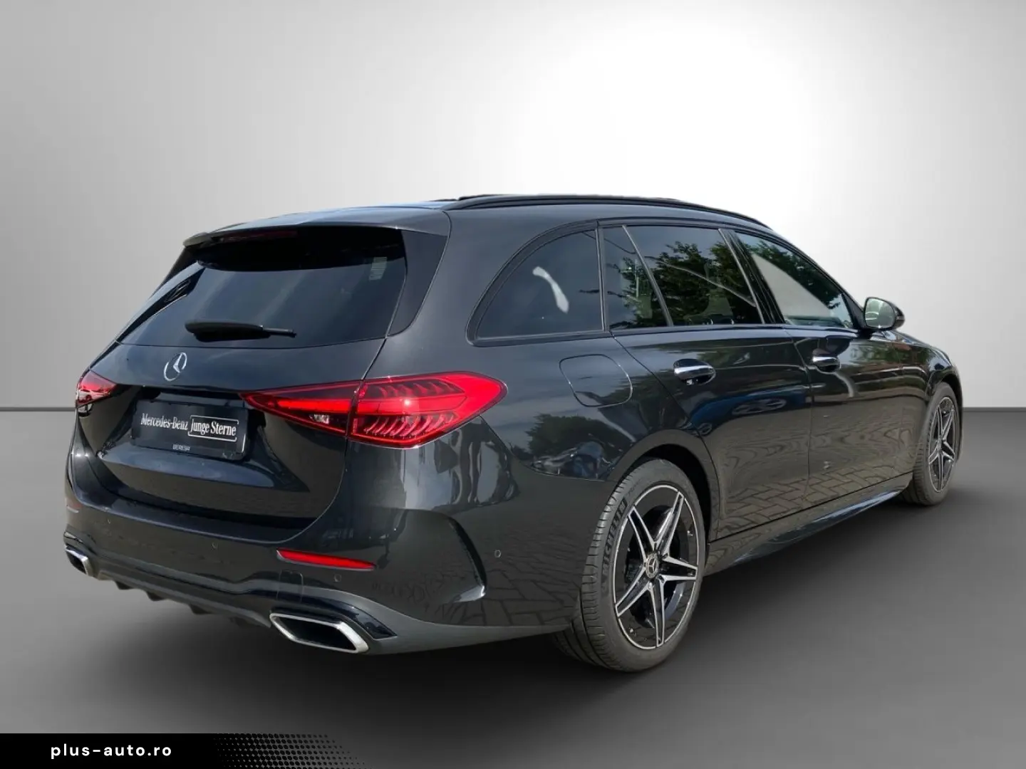 MERCEDES-BENZ C 180 T AMG Night Pano HUD Distronic Burmester