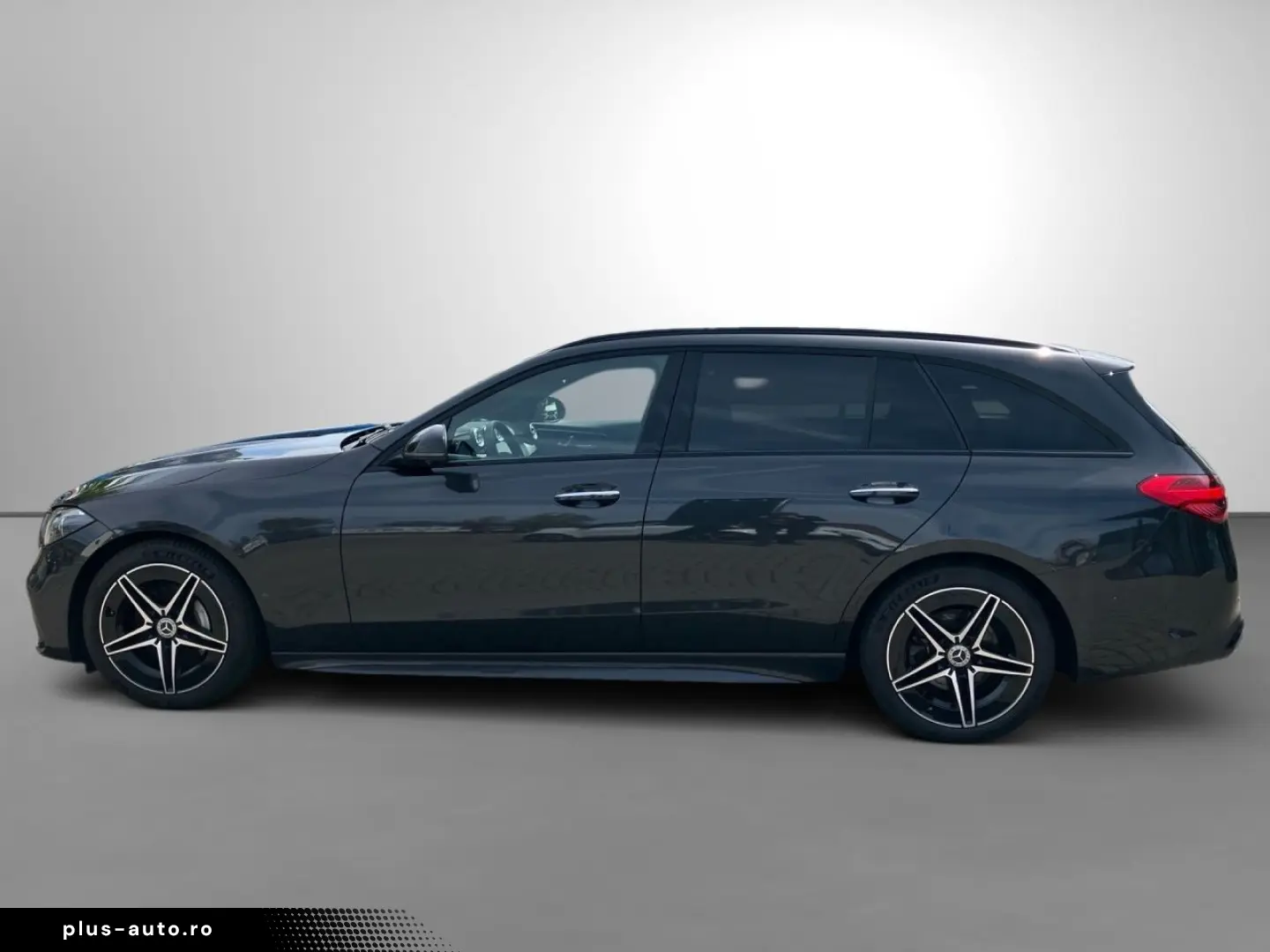 MERCEDES-BENZ C 180 T AMG Night Pano HUD Distronic Burmester