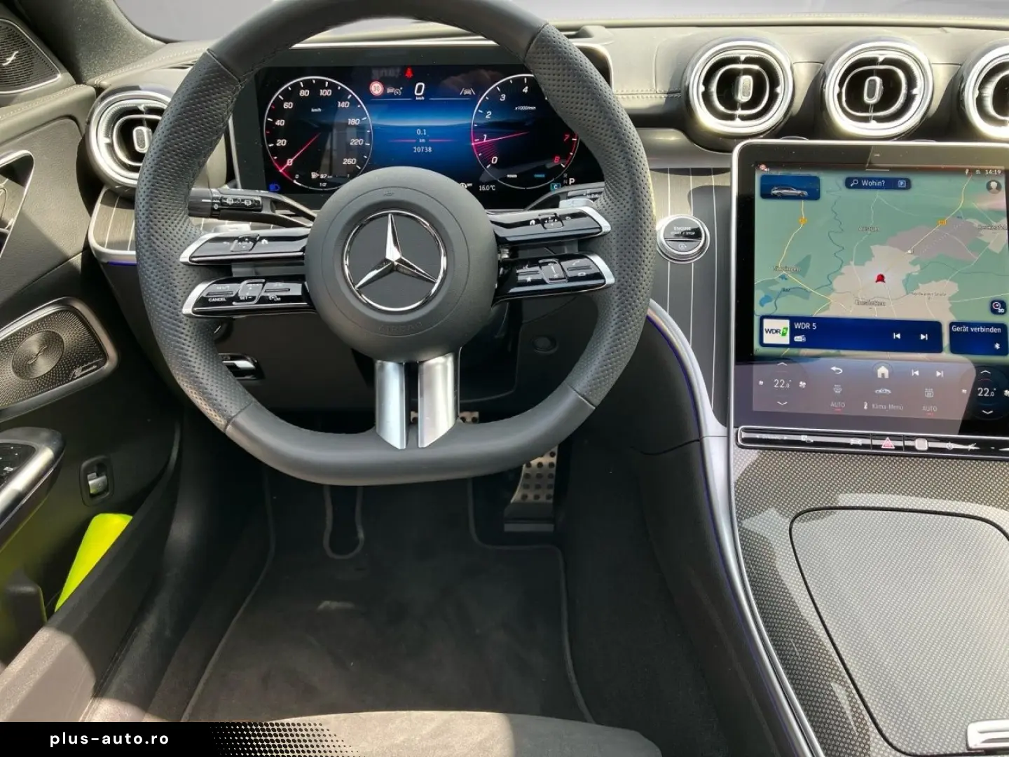 MERCEDES-BENZ C 180 T AMG Night Pano HUD Distronic Burmester