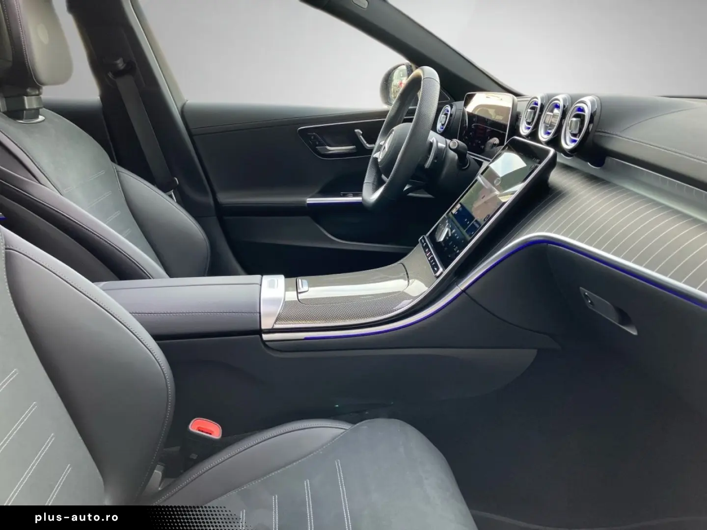 MERCEDES-BENZ C 180 T AMG Night Pano HUD Distronic Burmester