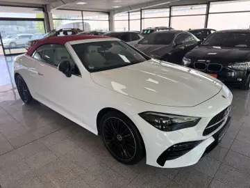 MERCEDES-BENZ CLE 220 d Cabrio AMG BURM 360  GARANTIE 19