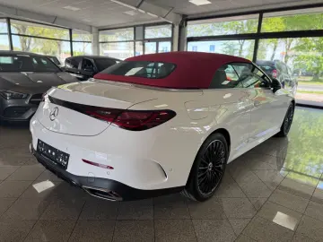MERCEDES-BENZ CLE 220 d Cabrio AMG BURM 360  GARANTIE 19