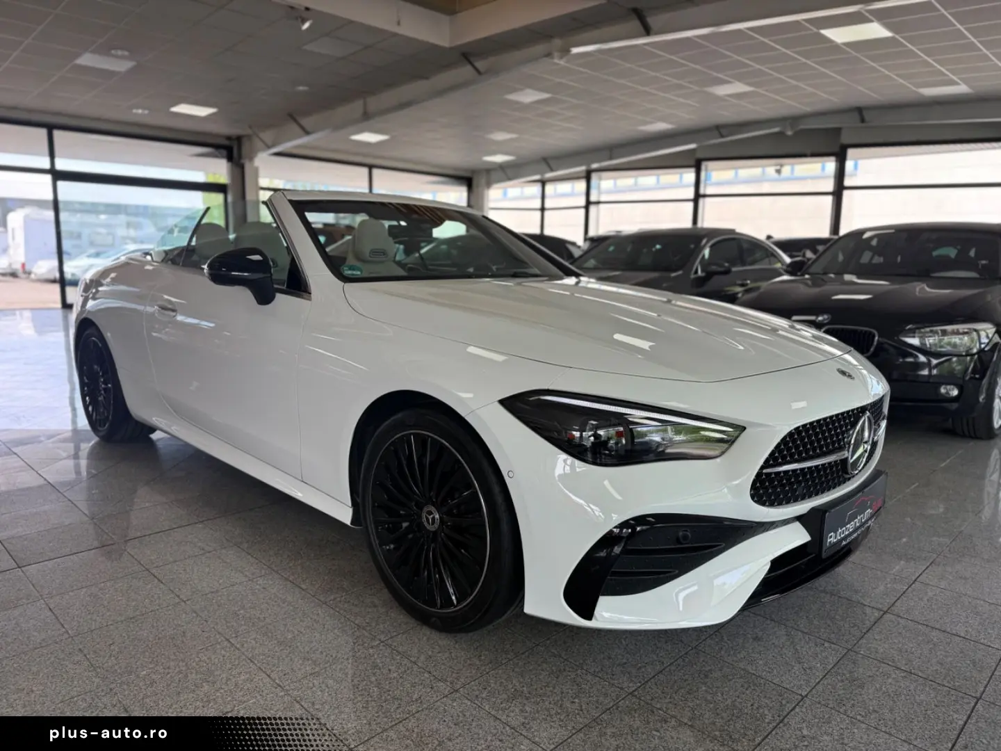MERCEDES-BENZ CLE 220 d Cabrio AMG BURM 360  GARANTIE 19