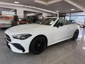 MERCEDES-BENZ CLE 220 d Cabrio AMG BURM 360  GARANTIE 19