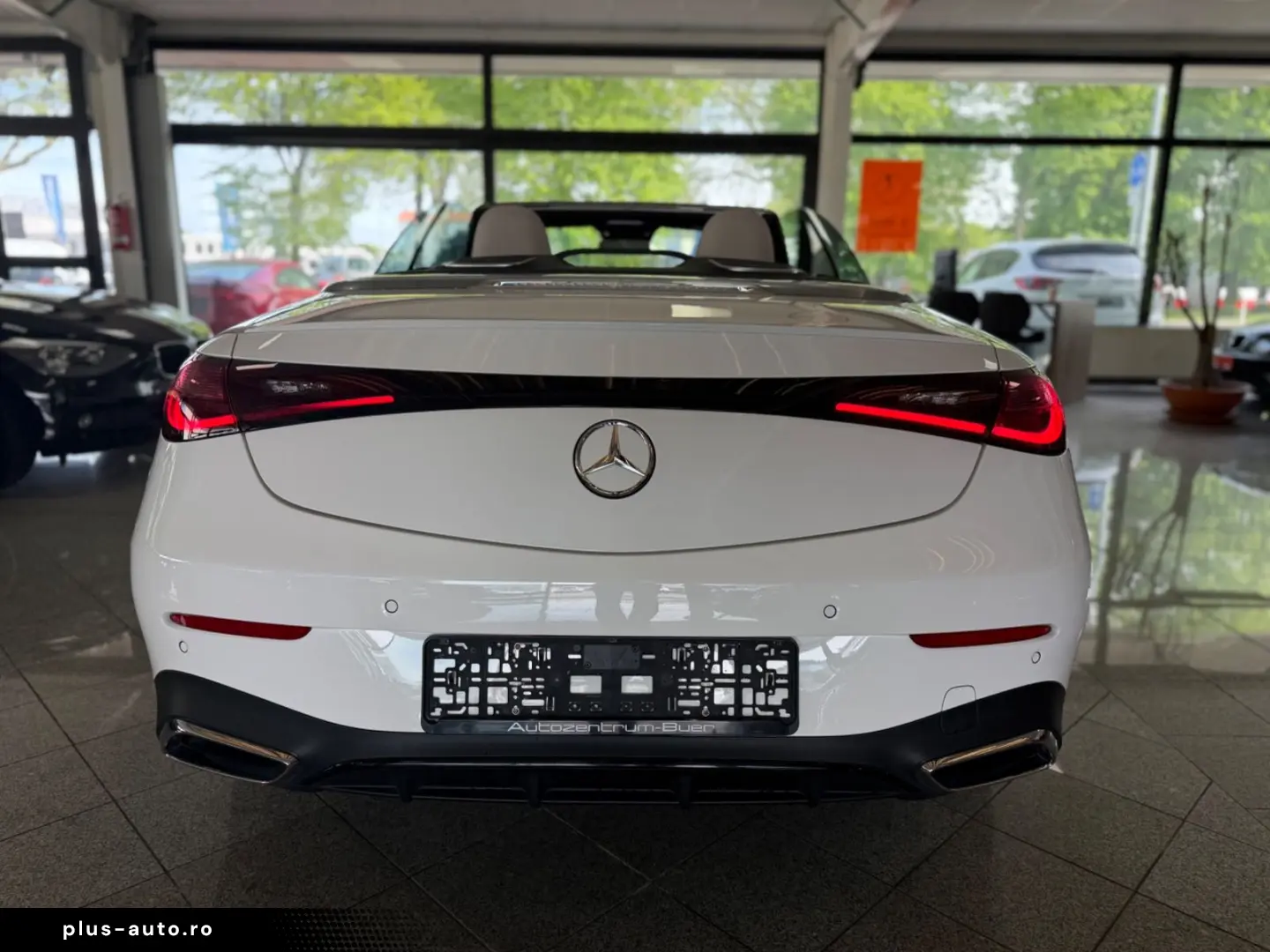 MERCEDES-BENZ CLE 220 d Cabrio AMG BURM 360  GARANTIE 19